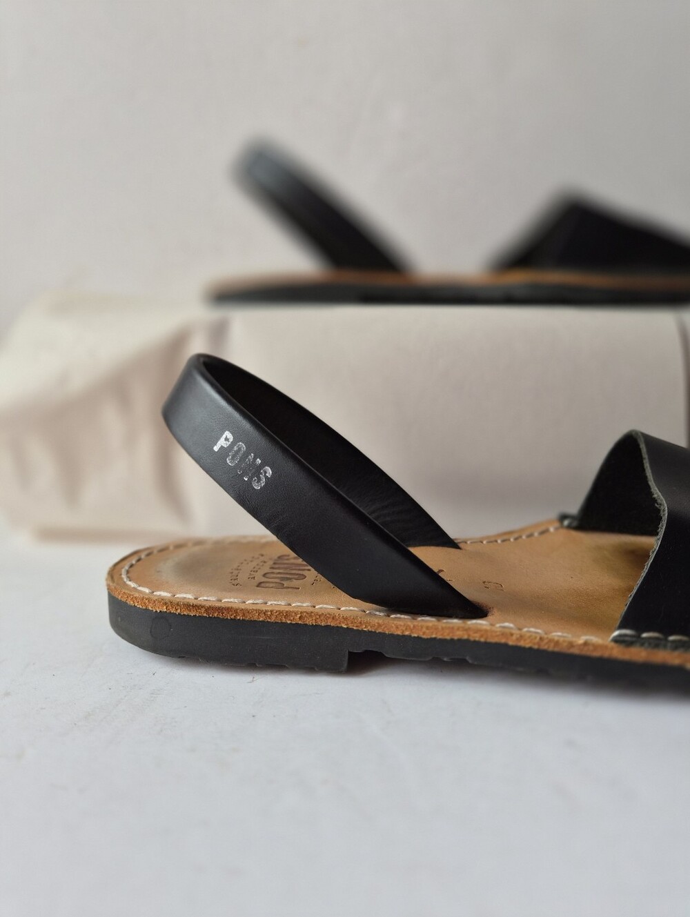 Pons Avarca Classic Black Leather Sandals Size 10 EU 40 European Minimalist Boho - Picture 7 of 16
